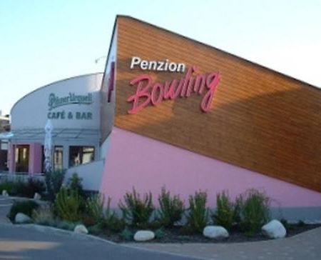 Penzion Bowling ลิฟตอฟสกีมิคูลาช ภายนอก รูปภาพ